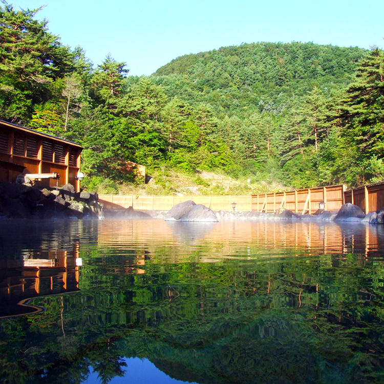 群馬の見どころ：自然に癒される西の河原露天風呂