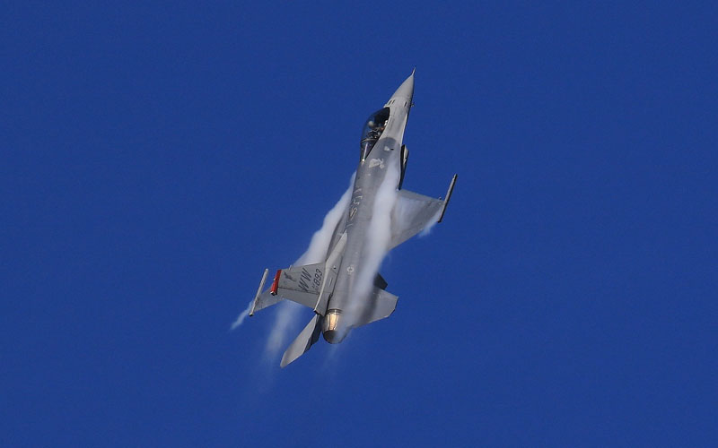 F-16 ファイティング・ファルコン