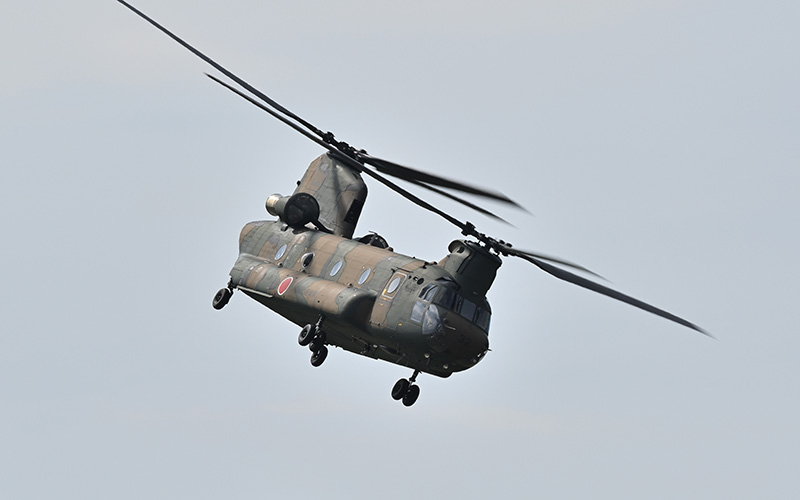 大型輸送ヘリCH-47J